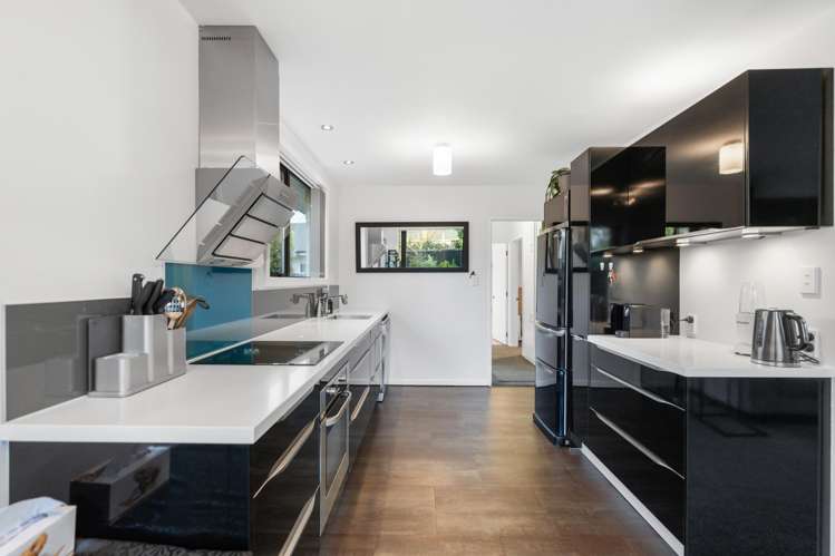 2/11 Moana Street Somerfield_1