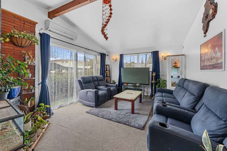 18 Tara Road Henderson_5