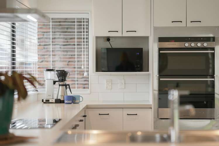 19 Reeves Street Waikanae Beach_5