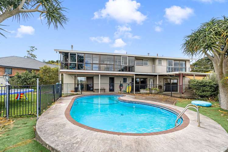 86 Mackesy Road Parahaki_14