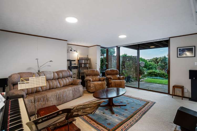 60 Pacific Parade Army Bay_61