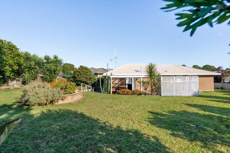 7 Grantham Close Gate Pa_13