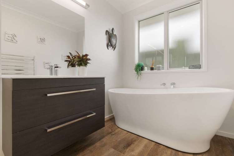 7 Goodwin Crescent Pyes Pa_15