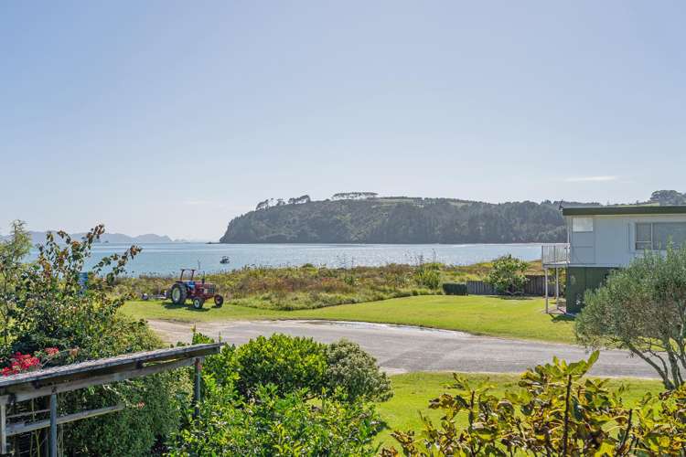 79 Captain Cook Road Cooks Beach_25