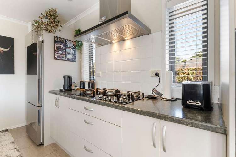 3 Tararua Crescent_3