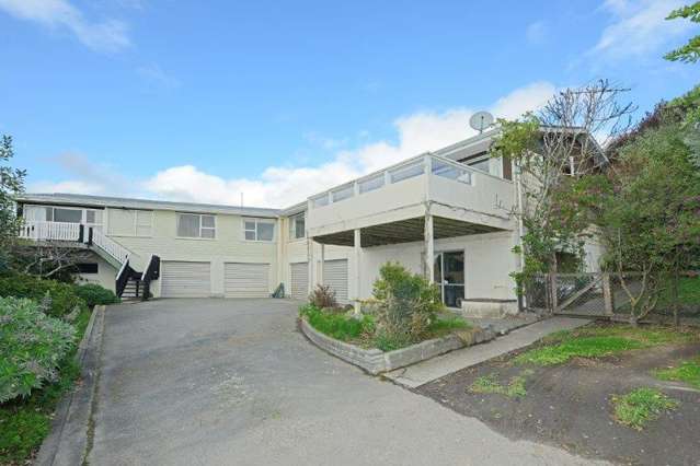 2/179 Soleares Avenue Mount Pleasant_1