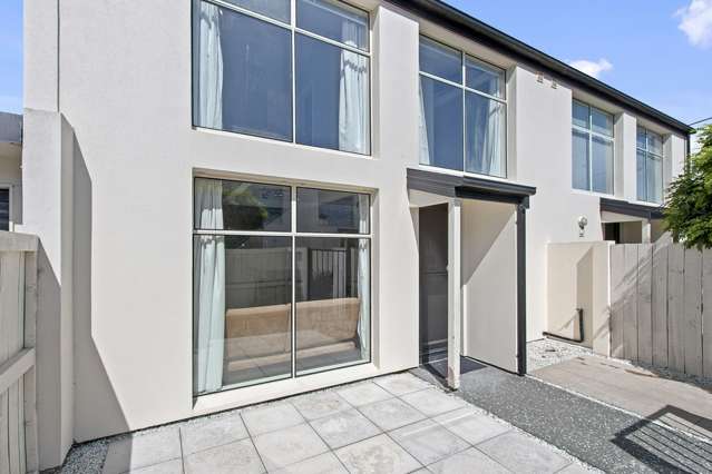 2/347 Armagh Street Linwood_2