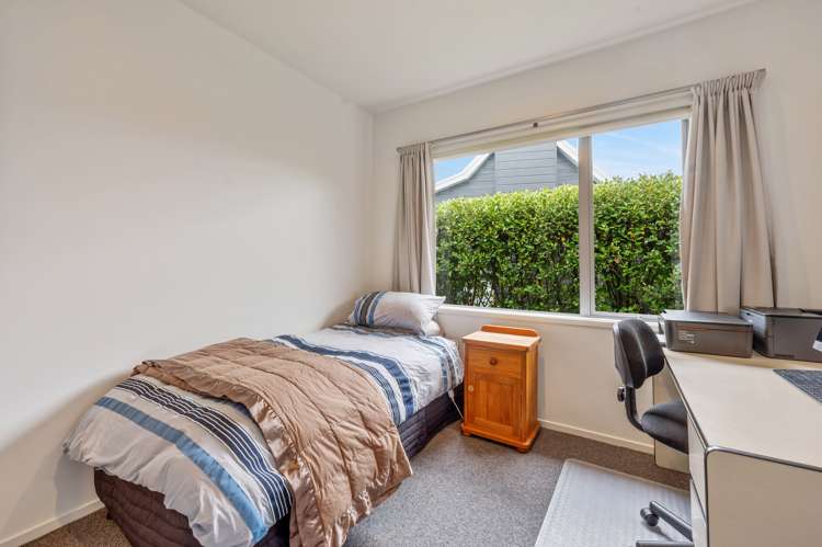 60 Montgomery Crescent Kinloch_19