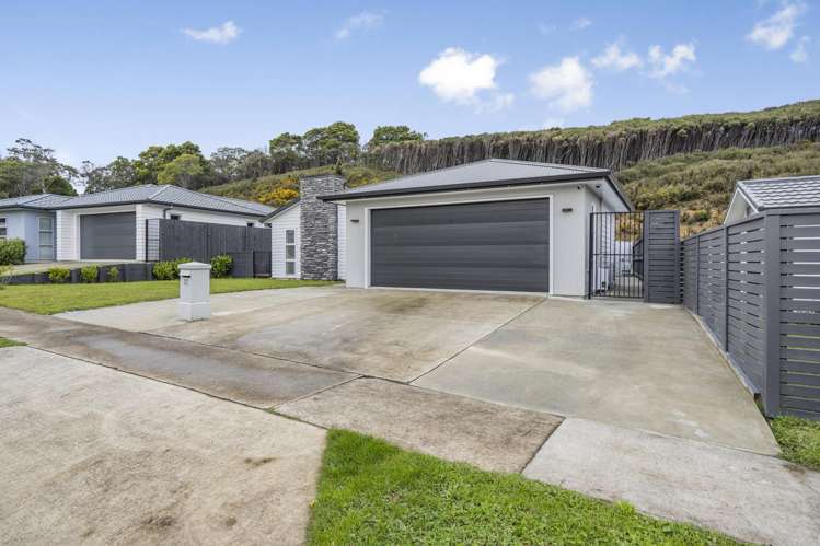 37 Brian Morgan Terrace Wainuiomata_1