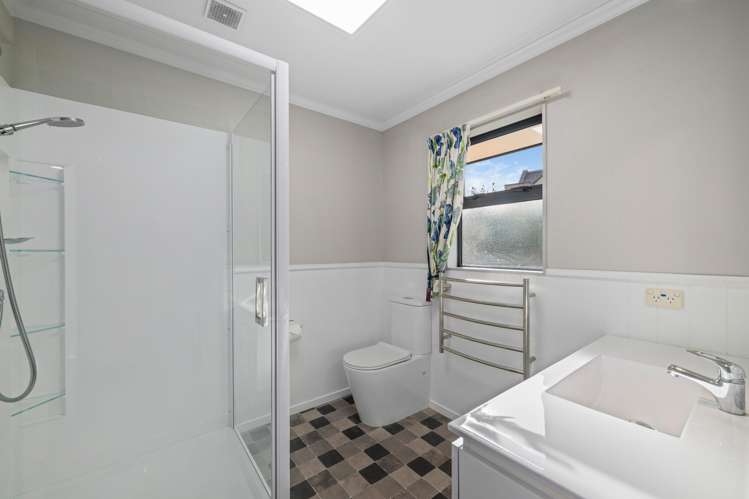 3A Livingstone Place Springlands_7