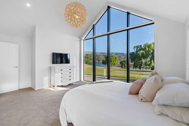 8 Wakefield Lane Cromwell_14