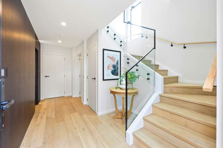 8A Eglinton Avenue Mt Eden_37