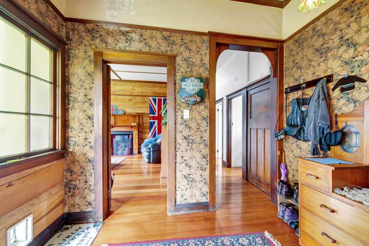 21 Egmont Street Patea_16