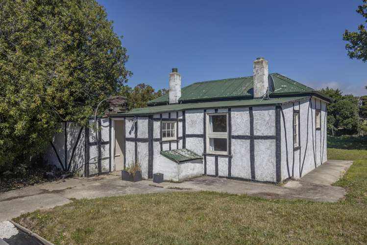 4 Maude Street South Hill_11