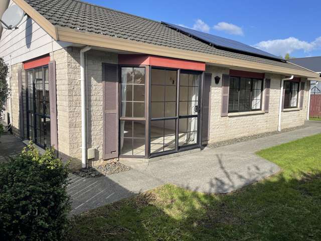 A/27 Western Hills Drive Kensington_1