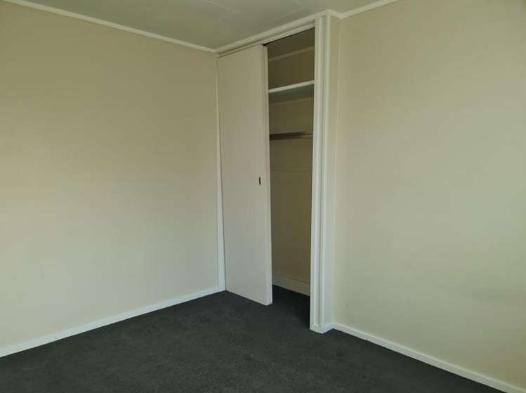 15 Dalwood Grove Highbury_10