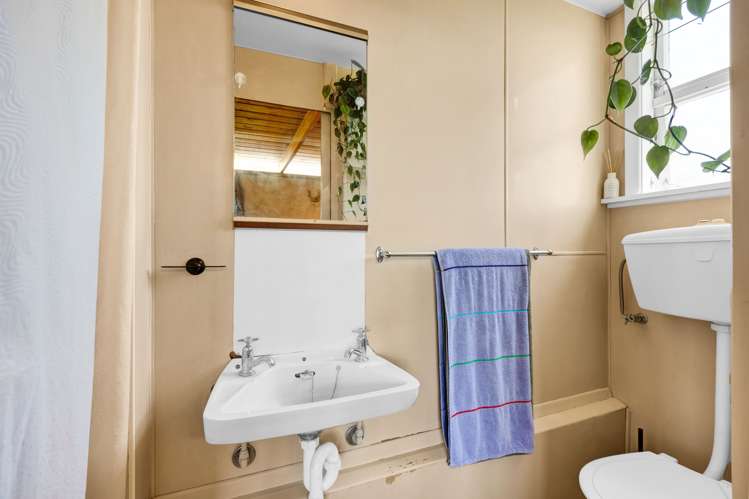 205 South Road Spotswood_13