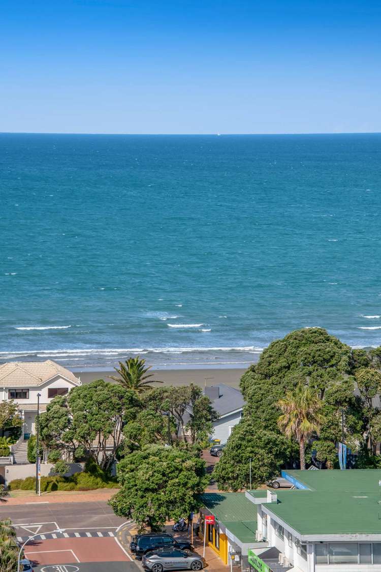 1011/11 Tamariki Avenue Orewa_24