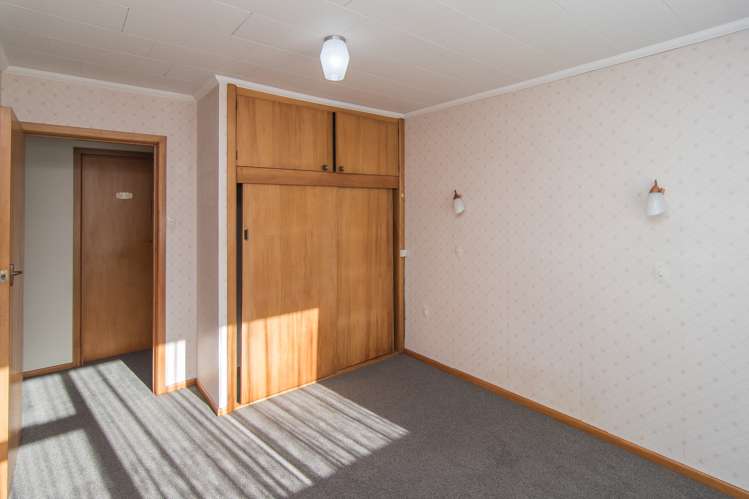 2/216 King Street Temuka_19