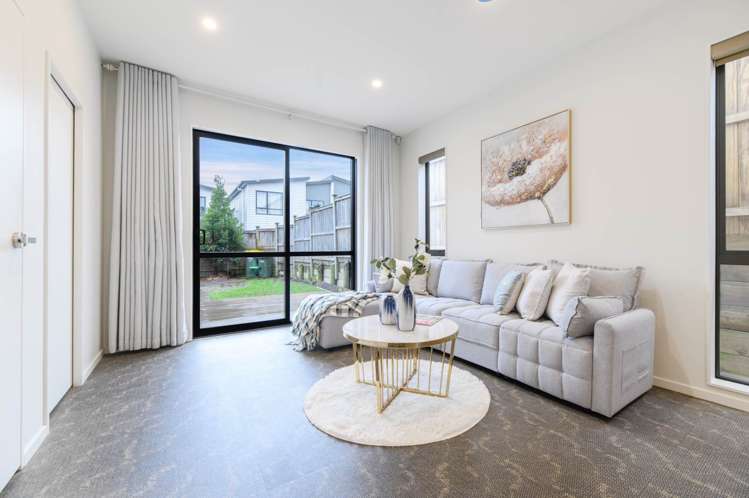 8 Sophie Lane Henderson_16