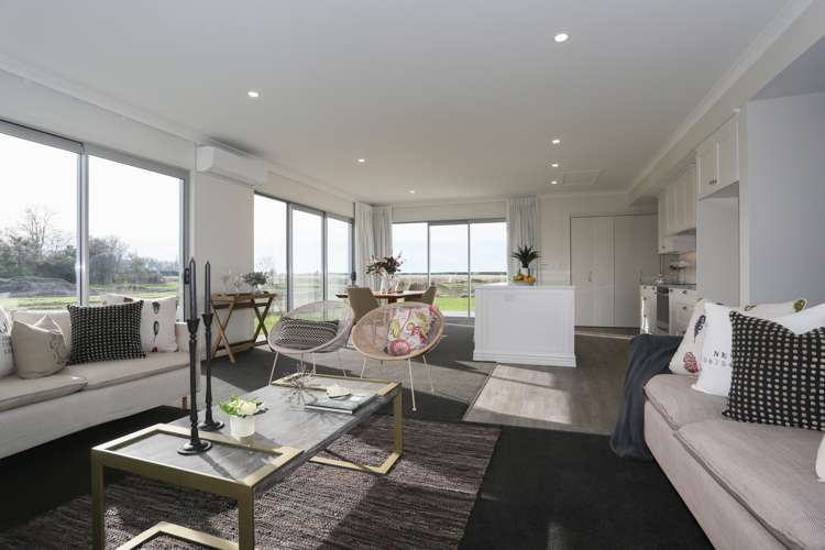 44 Arbuckle Road Frimley_8