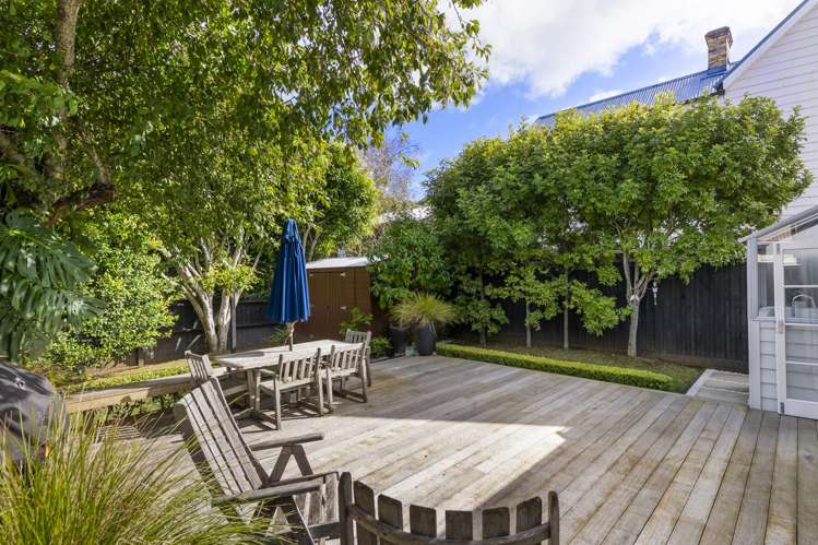 21 Carlton Gore Road Grafton_23