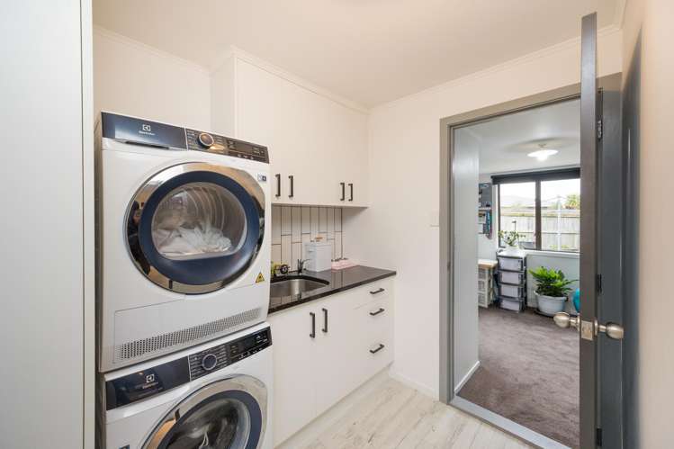 96B Sherwill Street West Feilding_11