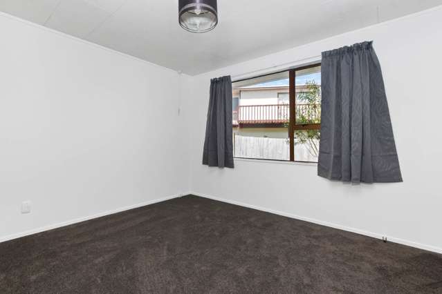 54 Woodglen Road Glen Eden_4