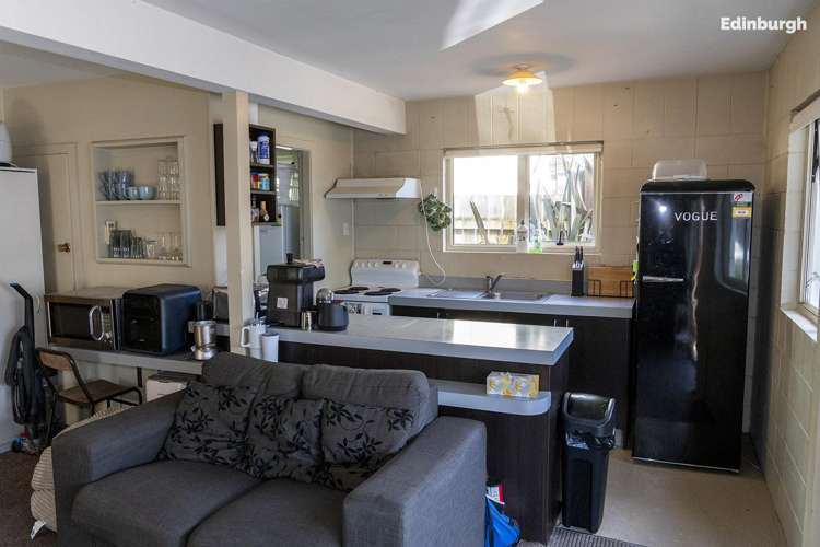 9 Ethel McMillan Place North Dunedin_18