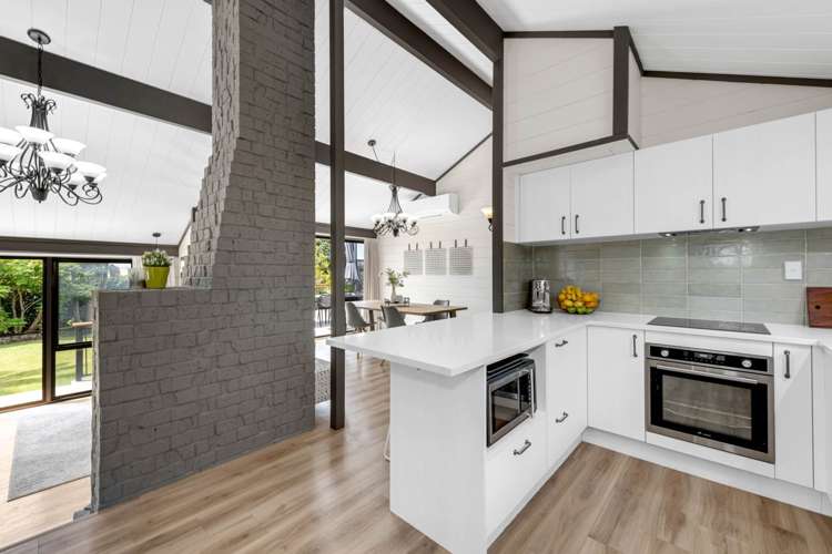 31 Karaka Road Beachlands_10