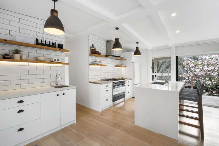 86 Upper Waiwera Road_5