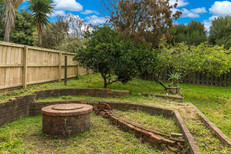 7 Ellesmere Crescent Pakuranga Heights_18