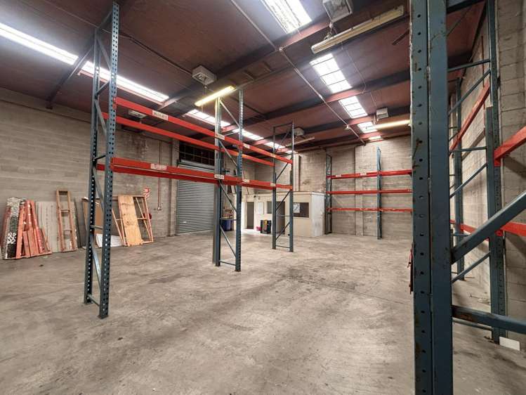 8/18-22 Clark Street New Lynn_3