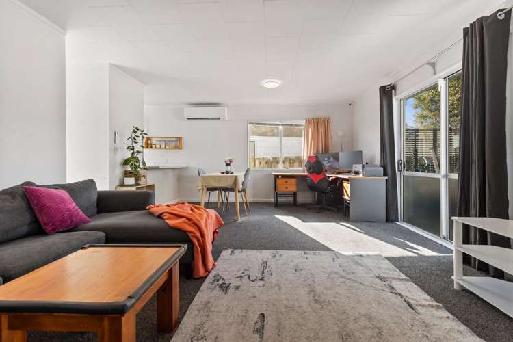 17 Bronte Place Owhata_5