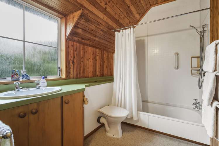 61 Frame Street North East Valley_18