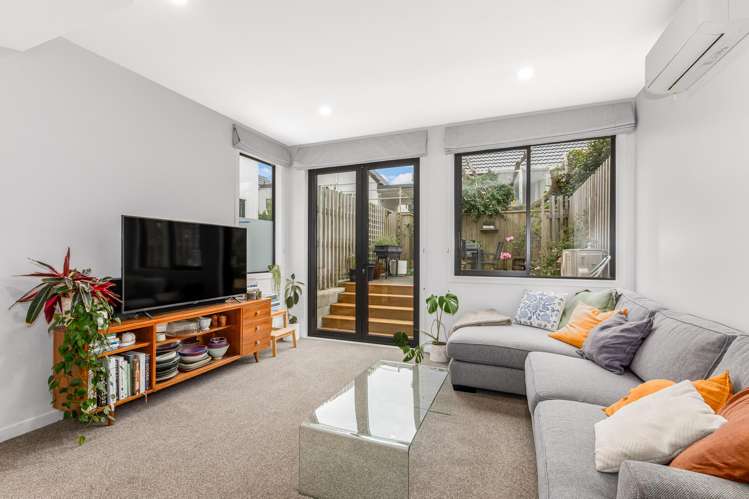 7/23 Middleton Road Johnsonville_3