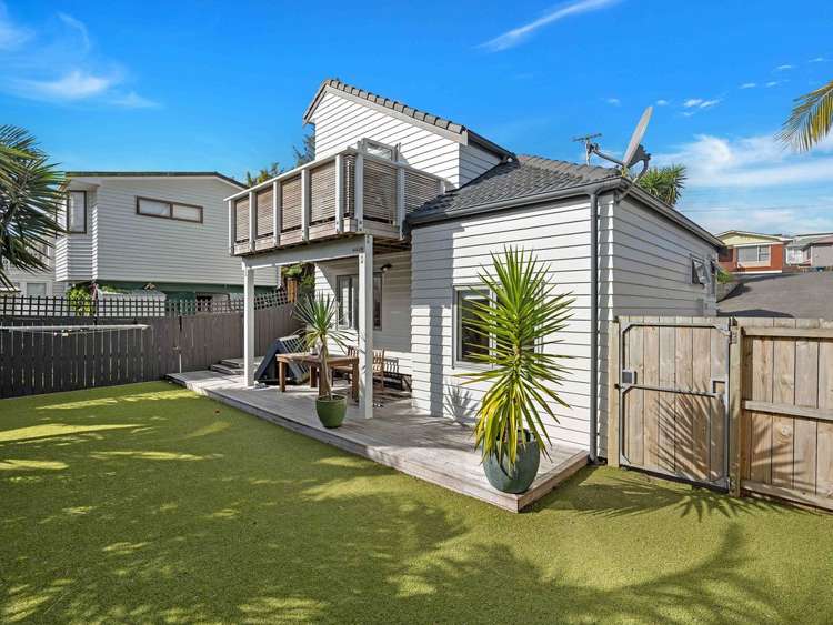 201 Blockhouse Bay Road 10016_16
