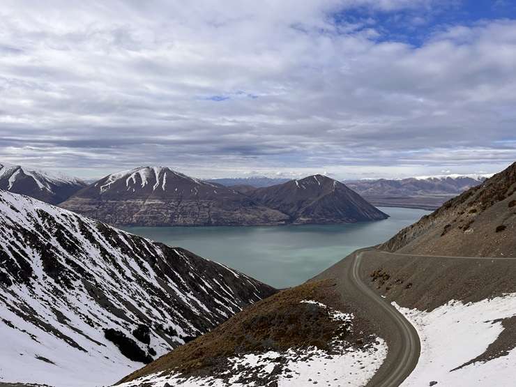 Lake  Ōhau is attracting alpine lovers wanting to get escape the queues and crowds at some of NZ's more famous resorts. Photo / Supplied