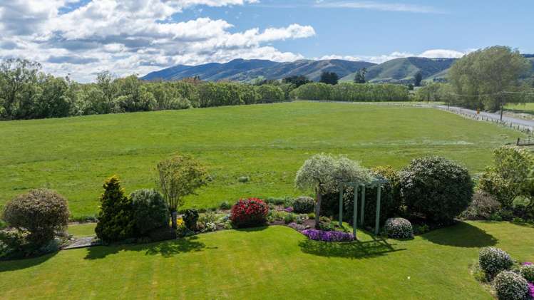 715 Koi Flat Road, Waikoikoi_43