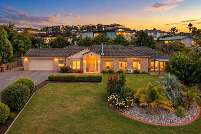 Highly Motivated Overseas Owner – Must Sell!