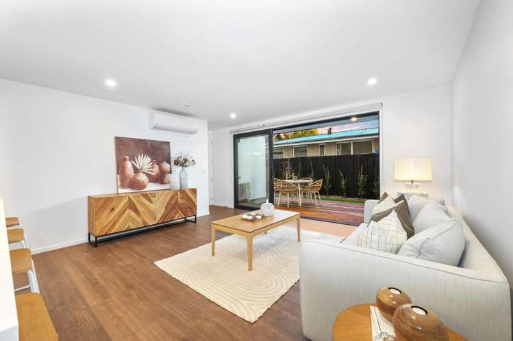 4/63 Purchas Street_5