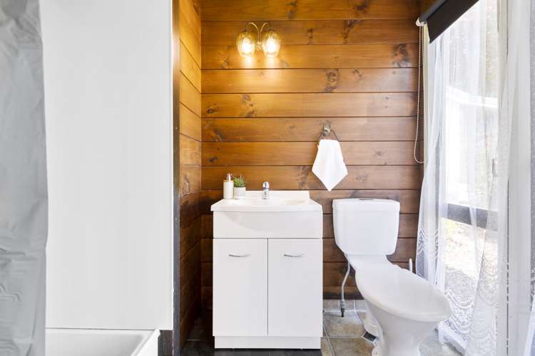 295 Mangorei Road Merrilands_19