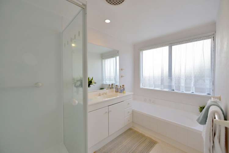 32 Currell Way Somerville_6