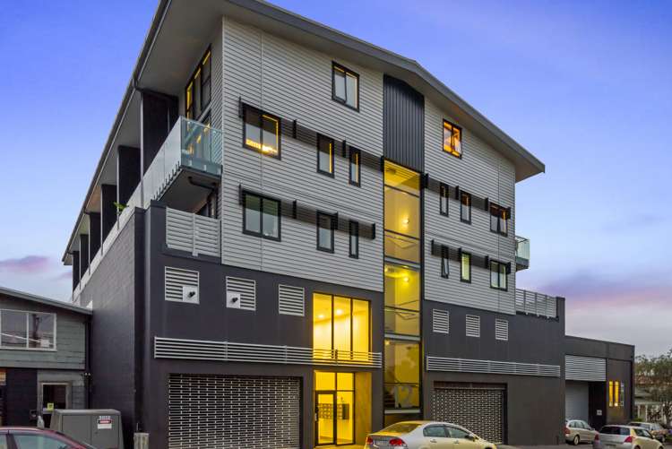 2h/12 Charles Street Mount Eden_14