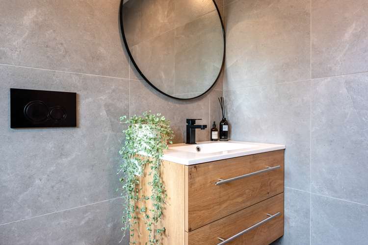 38 Junction Road Oneroa_13