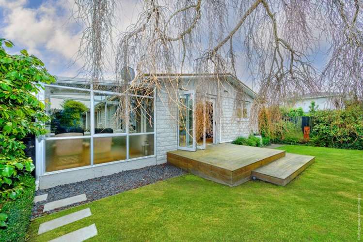 2/84 Perry Street Papanui_0