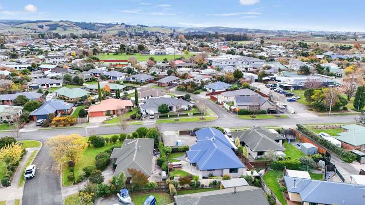 1 Longfields Road Brightwater_26