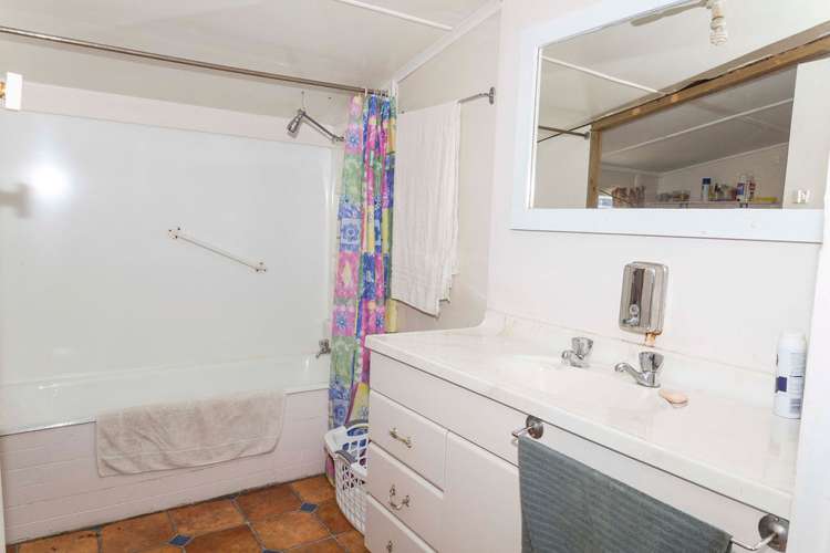 31 Carr Street Ormondville_15