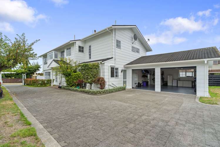 4 Ingle Avenue Waipahihi_24