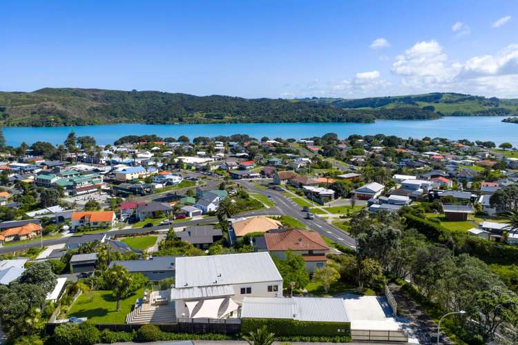 18 Upper Bow Street Raglan_36